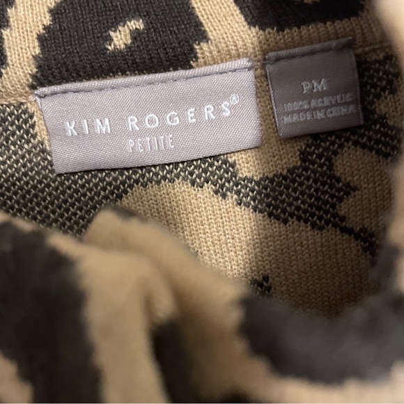 Kim Rogers Womens Two Button Detail Leopard Print Sweater Petite Size PM - Picture 3 of 4